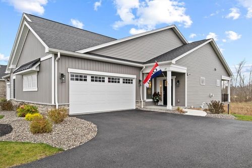 240-11 Cedarway Cir, Webster, NY, 14580-6001 | Card Image