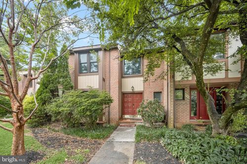 2310 Bright Leaf Way, BALTIMORE, MD, 21209-3470 | Card Image