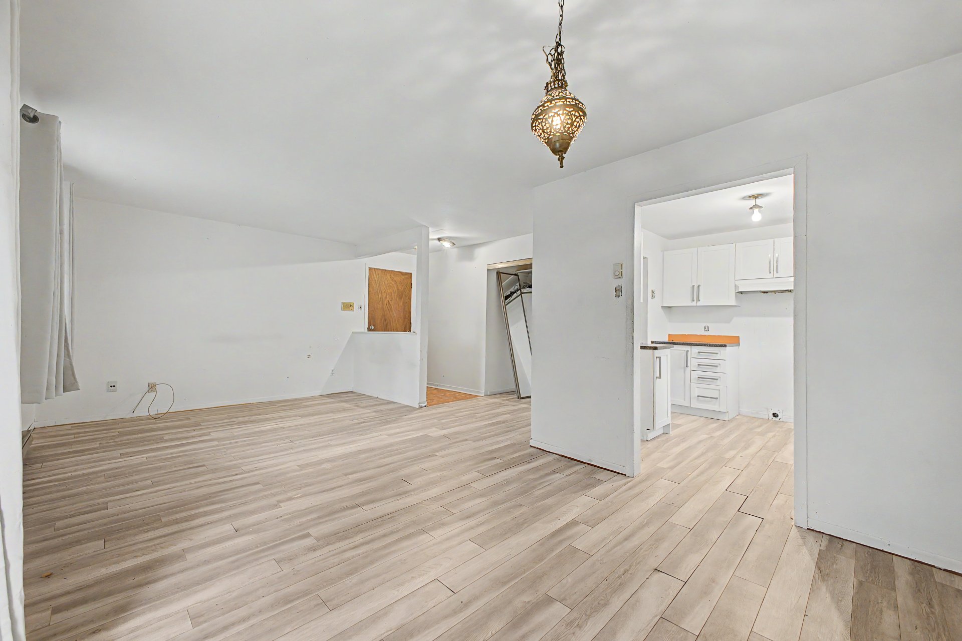 Residential in Longueuil (Greenfield Park) 2