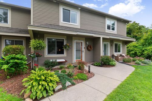 24 Overlook Dr, South Burlington, VT, 05403-7884 | Card Image