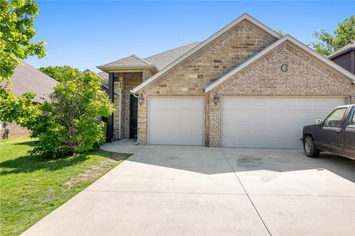 903 Sw Caprington St, Bentonville, AR, 72712-4858 | Card Image