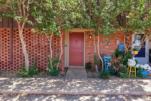 apt-24-3000 W Illinois Ave, Midland, TX, 79701-3134 | Card Image