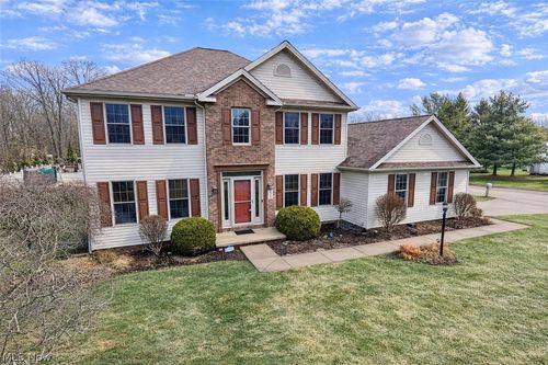 3495 Abington Ct, Brunswick, OH, 44212-4607 | Card Image