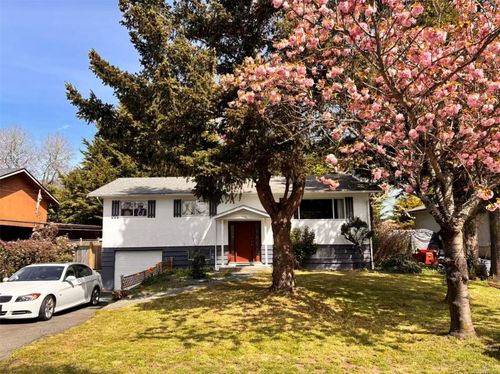 2254 Amherst Ave, Sidney, BC, V8L2G7 | Card Image