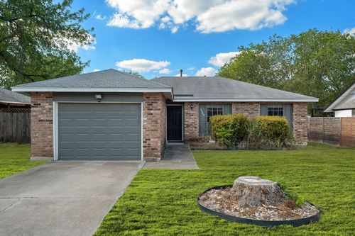 6504 Clubway Ln, Austin, TX, 78745-3727 | Card Image