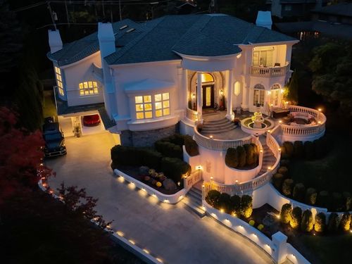 355 Flagg Ct, Hinsdale, IL, 60521-3856 | Card Image