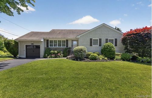 1468 Tyler Avenue, Hempstead, NY, 11554 | Card Image