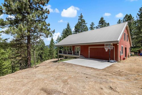 92 Cruickshank Rd, Horseshoe Bend, ID, 83629-8015 | Card Image