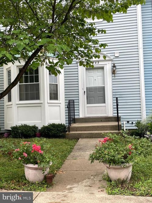 7843 Jacobs Dr, GREENBELT, MD, 20770-2462 | Card Image