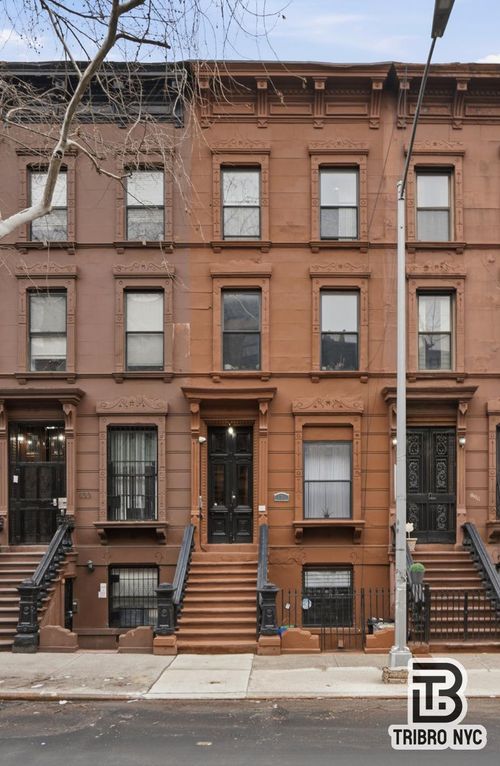10-131 W 130th St, New York, NY, 10027-2362 | Card Image