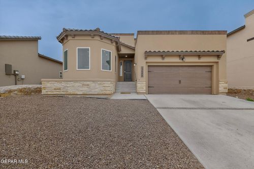 13648 Glen Vista Ln, Horizon City, TX, 79928-6082 | Card Image
