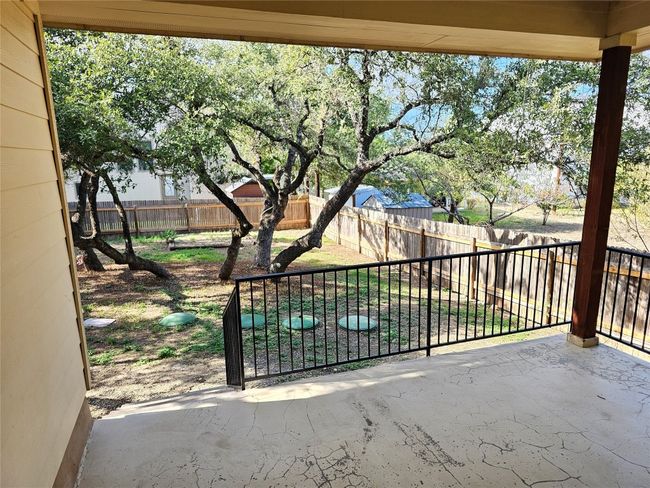 2106 Red Fox Rd, House other with 3 bedrooms, 2 bathrooms and 2 parking in Austin TX | Image 25