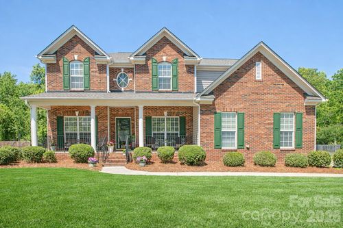 1325 Linden Glen Dr, Matthews, NC, 28104-7409 | Card Image