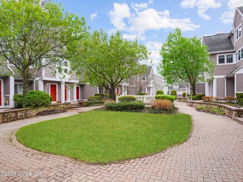 4b-453 E Putnam Ave, Greenwich, CT, 06830 | Card Image
