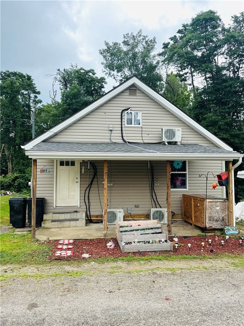 317 Isabelle Ave, Connellsville, PA, 15425 | Card Image