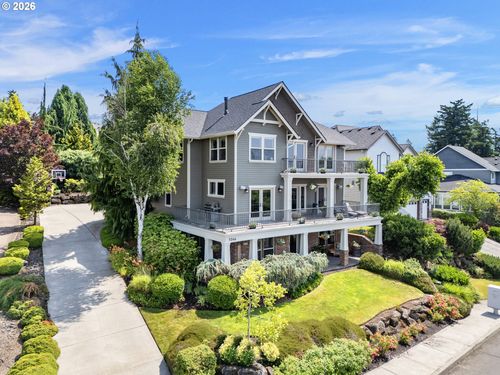 1046 Nw Deerfern Loop, Camas, WA, 98607-8689 | Card Image