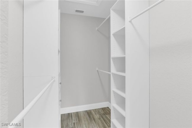 101 - 1660 Royal Cir, House attached with 3 bedrooms, 2 bathrooms and null parking in NAPLES FL | Image 18