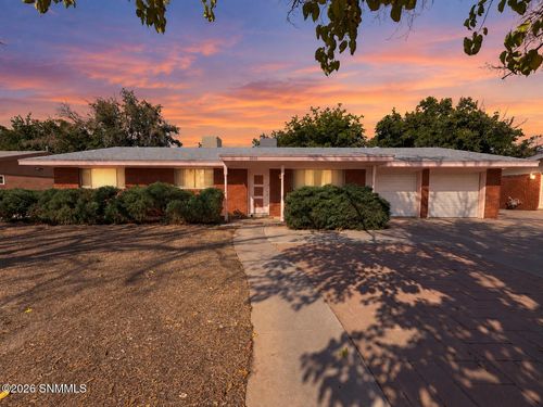 2050 Enzie Dr, Las Cruces, NM, 88001-5276 | Card Image