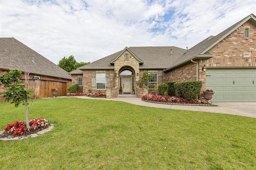 3004 Skye Ridge Dr, Norman, OK, 73069-9736 | Card Image