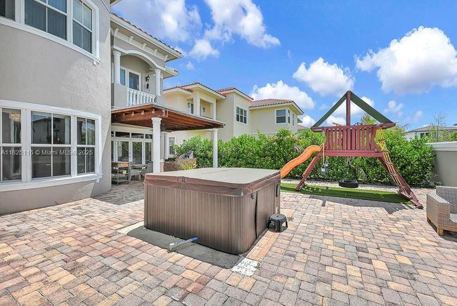 3521 Forest View Cir, House other with 5 bedrooms, 5 bathrooms and null parking in Fort Lauderdale FL | Image 56