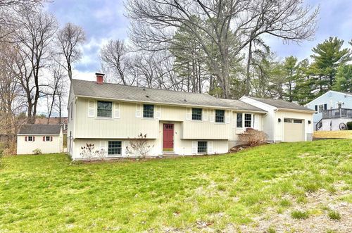 19 Pinewood Dr, Merrimack, NH, 03054-2727 | Card Image