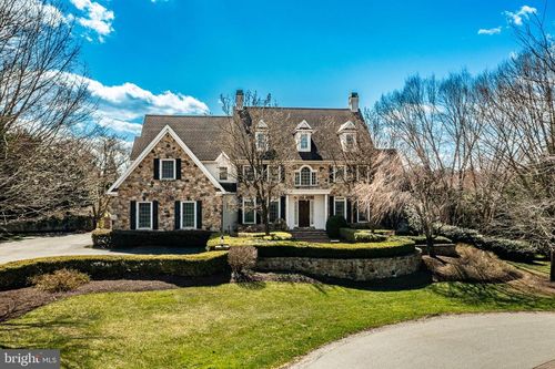 403 Woodale Dr, KENNETT SQUARE, PA, 19348-2591 | Card Image