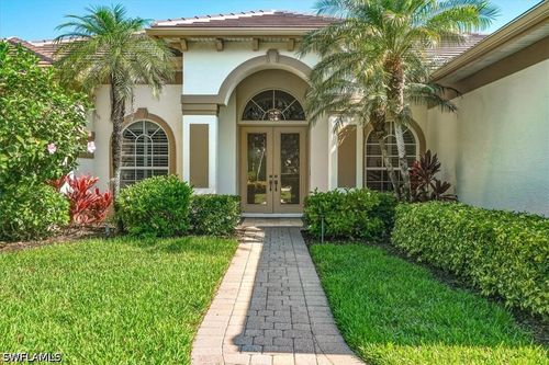 7984 Tiger Lily Dr, NAPLES, FL, 34113-2633 | Card Image