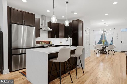 159 Green Ln, PHILADELPHIA, PA, 19127-1223 | Card Image