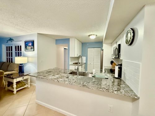 9102-284 Village Blvd, Tequesta, FL, 33469-5309 | Card Image