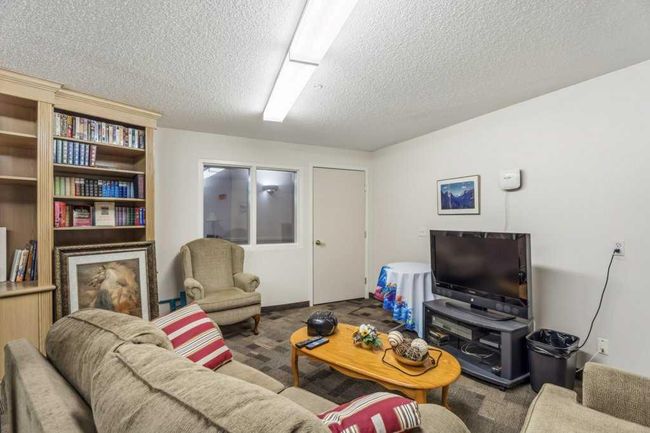 3134 - 6818 Pinecliff Grove Ne, Home with 2 bedrooms, 1 bathrooms and null parking in Calgary AB | Image 25