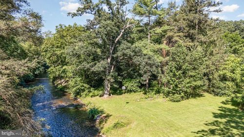 941 Stony Creek Rd, DAUPHIN, PA, 17018-9323 | Card Image