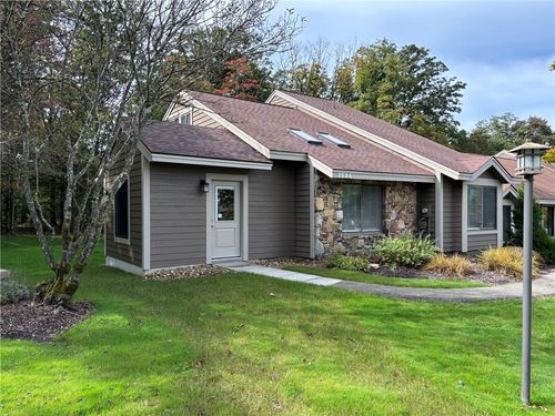 1524 Tailor Way, Somerset, PA, 15501 | Card Image