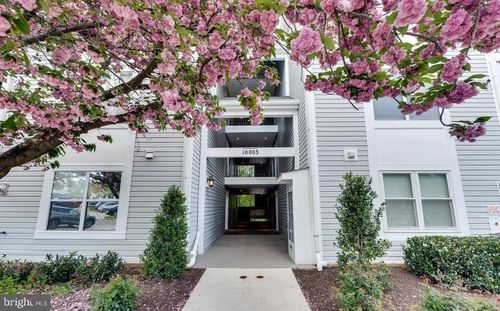 apt-11-10003 Vanderbilt Cir, ROCKVILLE, MD, 20850-4676 | Card Image