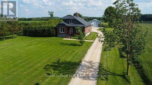 8321 89 Highway, Wellington North, ON, N0G1N0 | Card Image