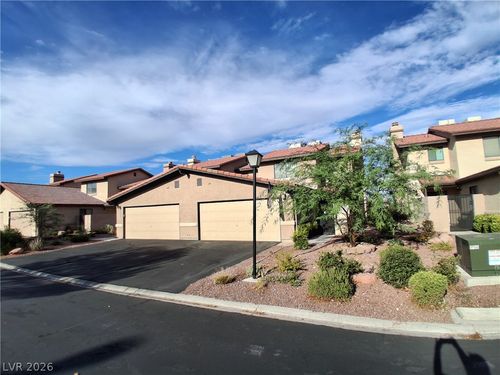 3958 Delos Dr, Las Vegas, NV, 89103-2529 | Card Image
