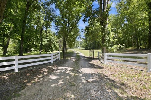 1370 N Reid Hooker, Eads, TN, 38028-9763 | Card Image