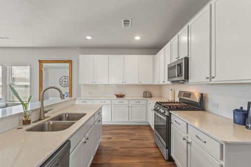 2092 Hartley Dr, Forney, TX, 75126-5421 | Card Image