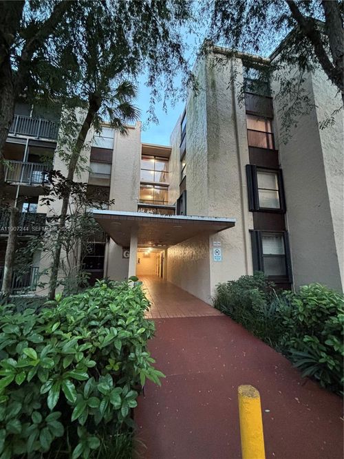 apt-303f-14321 Sw 88th St, Miami, FL, 33186-8045 | Card Image