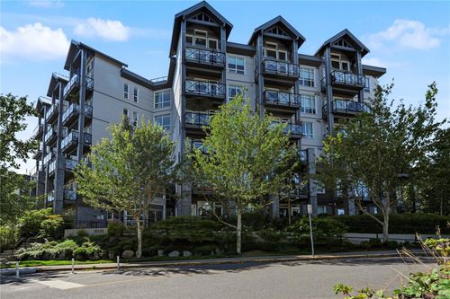 109-924 Esquimalt Rd, Esquimalt, BC, V9A3M8 | Card Image