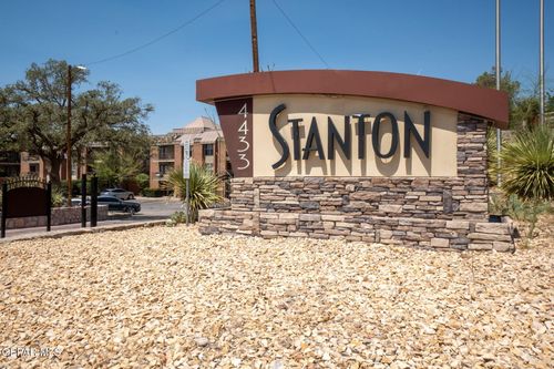 q456-4433 N Stanton St, El Paso, TX, 79902-1372 | Card Image