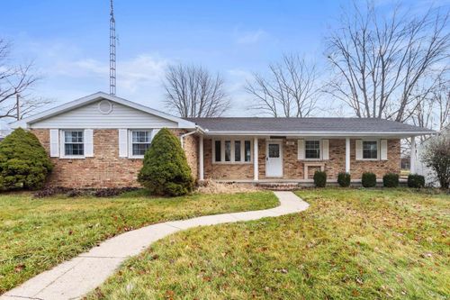 201 S Mulberry Street, Farmland, IN, 47340 | Card Image