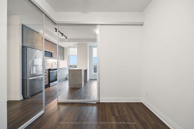 286 Main St, Condo with 3 bedrooms, 2 bathrooms and null parking in Toronto ON | Image 13