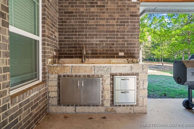 8903 Pear St, House other with 4 bedrooms, 3 bathrooms and null parking in Kingston OK | Image 34