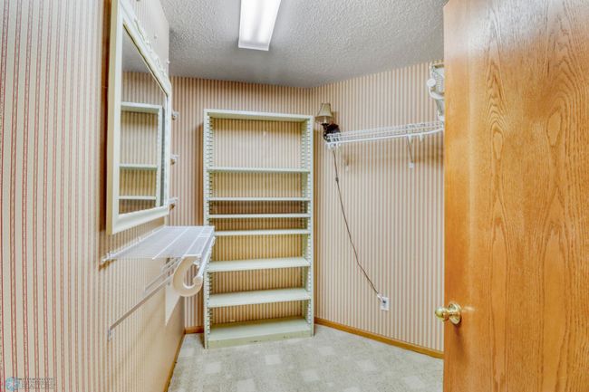 Primary Closet1_0.JPG | Image 27