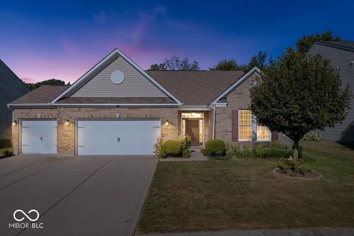 1566 Valdarno Dr, Greenwood, IN, 46143-0018 | Card Image
