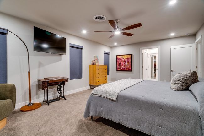 11 Sunset Trl, House other with 3 bedrooms, 3 bathrooms and 12 parking in Sunset Valley TX | Image 31