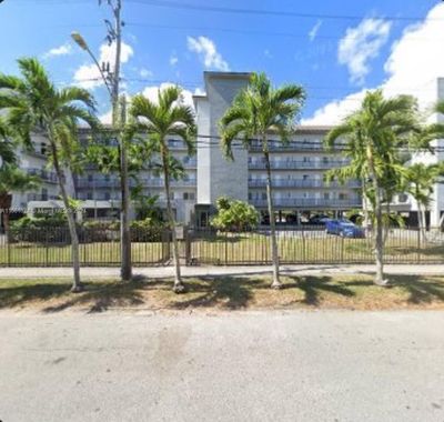 207A - 900 Sw 84th Ave, Condo with 1 bedrooms, 1 bathrooms and null parking in Miami FL | Image 1