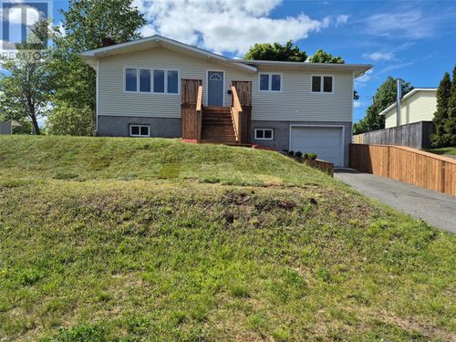19 Gately St, Grand Falls Windsor, NL, A2A2H2 | Card Image