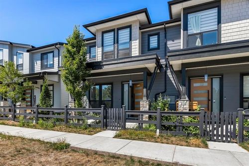 19637 76 Ave, Langley, BC, V2Y3V2 | Card Image