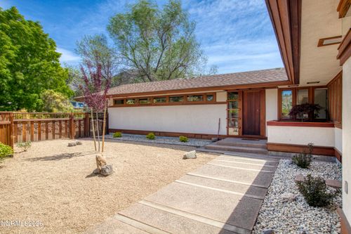 7200 Hurst Park Road, Reno, NV, 89502 | Card Image